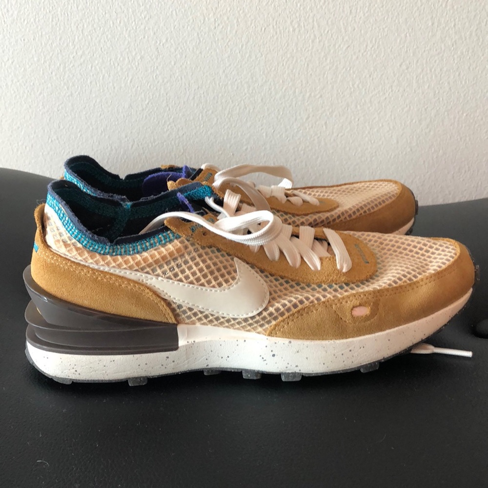 Nike waffle ones